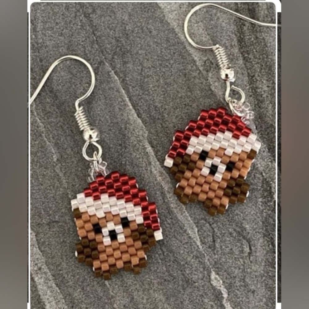 Flat beaded earrings Christmas bears
